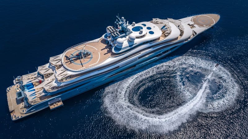 Flying Fox Yacht